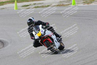 media/Mar-05-2023-TrackXperience (Sun) [[a95d40e56a]]/Group 2/session 2 turn 4/
